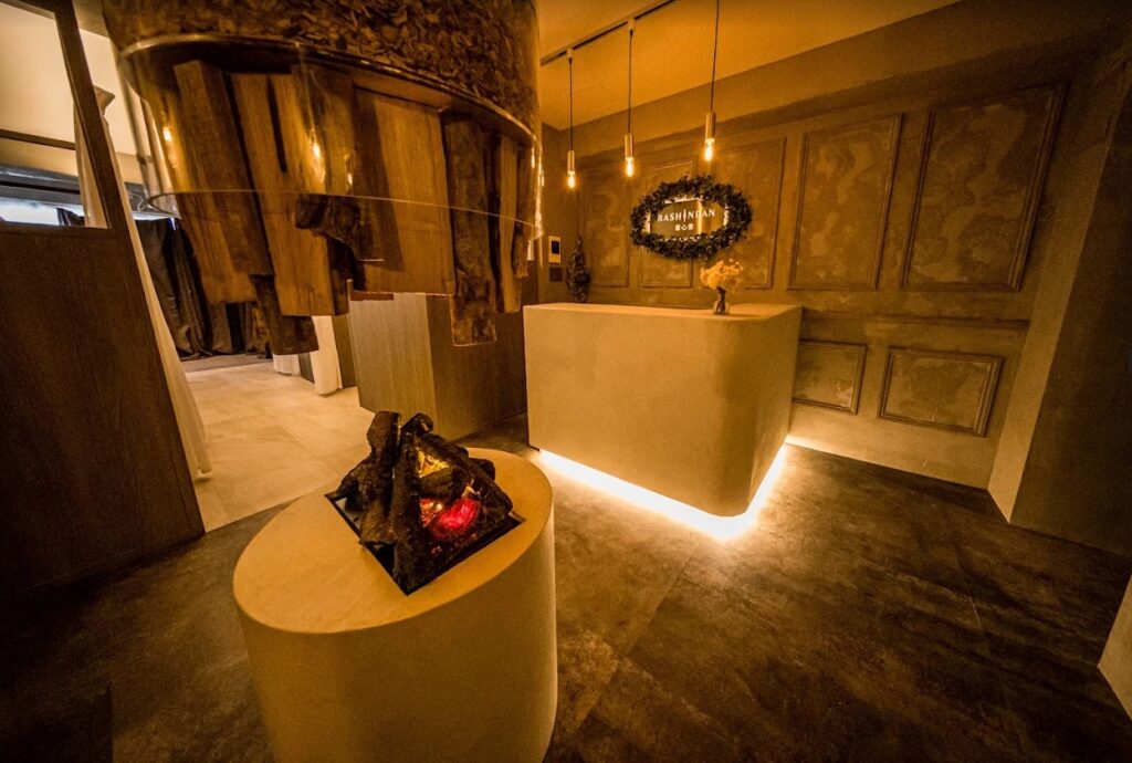 占いサロン羅針盤（中目黒店）の店内写真